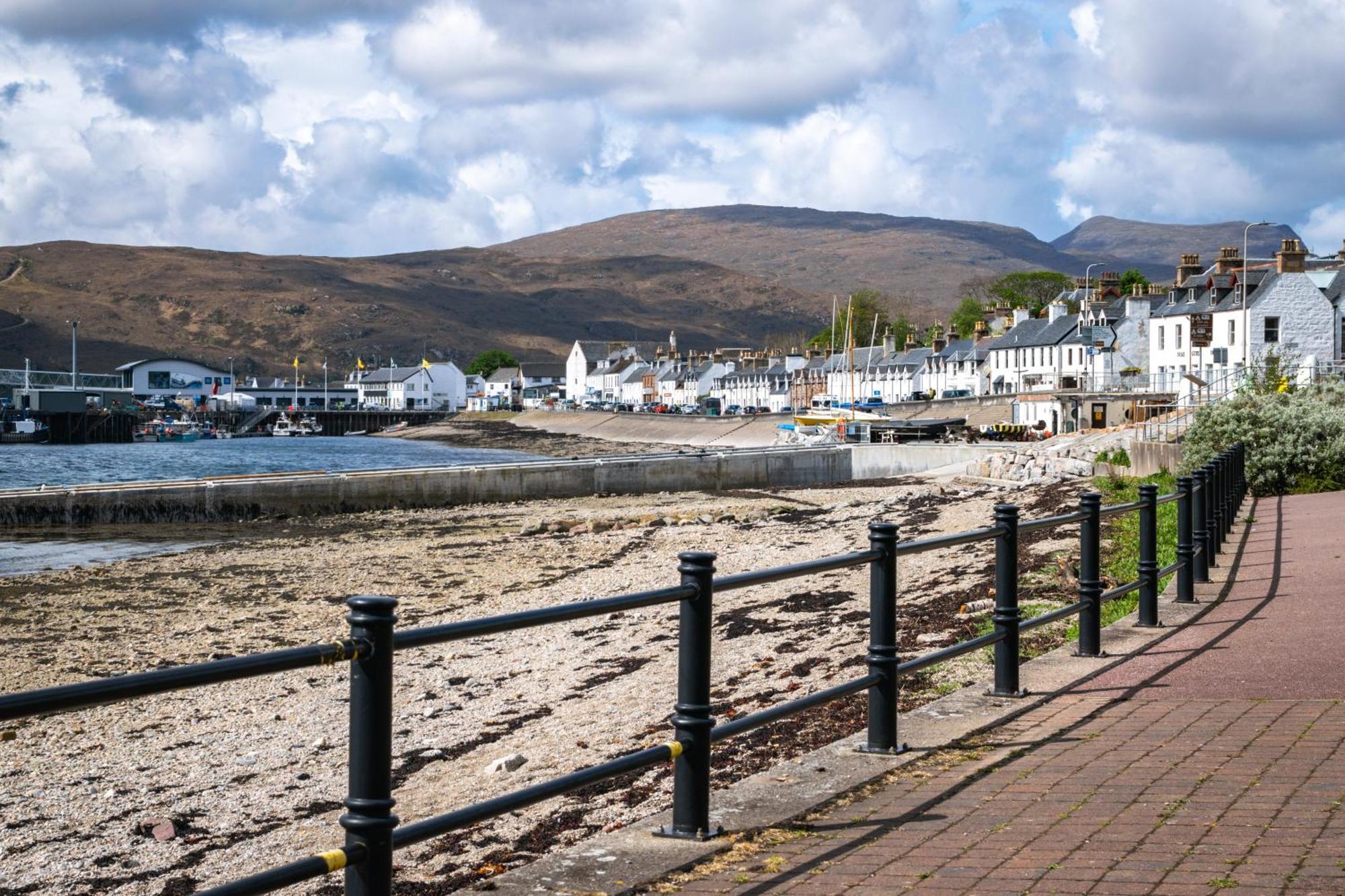 Ullapool Youth Hostel Buitenkant foto